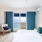 Soleia - Spacious 3p - Beachfront - Parking * Menton