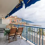 Soleia - Spacious 3p - Beachfront - Parking Apartment *