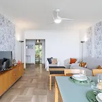 Soleia - Spacious 3p - Beachfront - Parking Apartment Menton