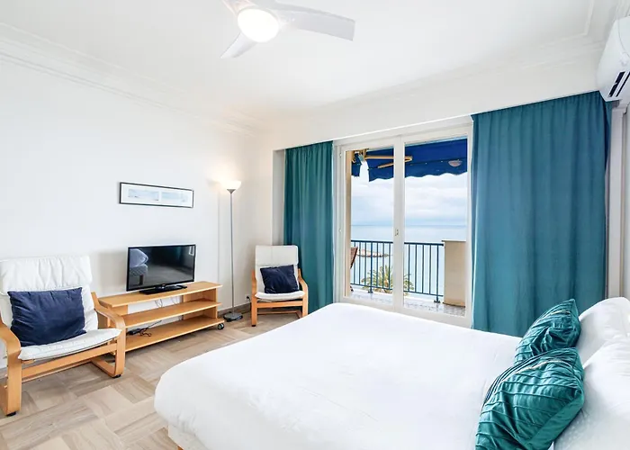 Soleia - Spacious 3p - Beachfront - Parking Apartamento Menton