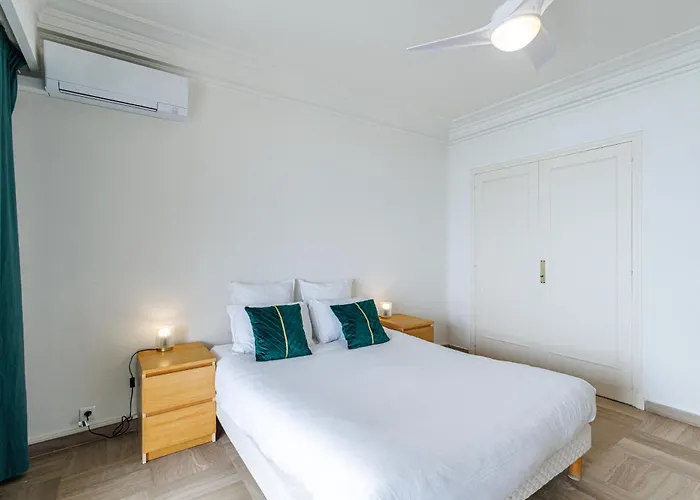 Soleia - Spacious 3p - Beachfront - Parking *